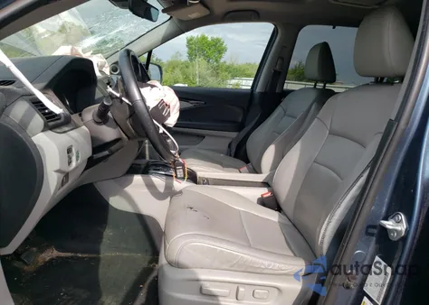 2021 Honda Pilot Touring z USA, uszkodzony, nr VIN 5FNYF6H93MB095345